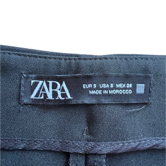 Zara High Waisted Black Shorts with Gold Buttons NWOT - Picture 5 of 5